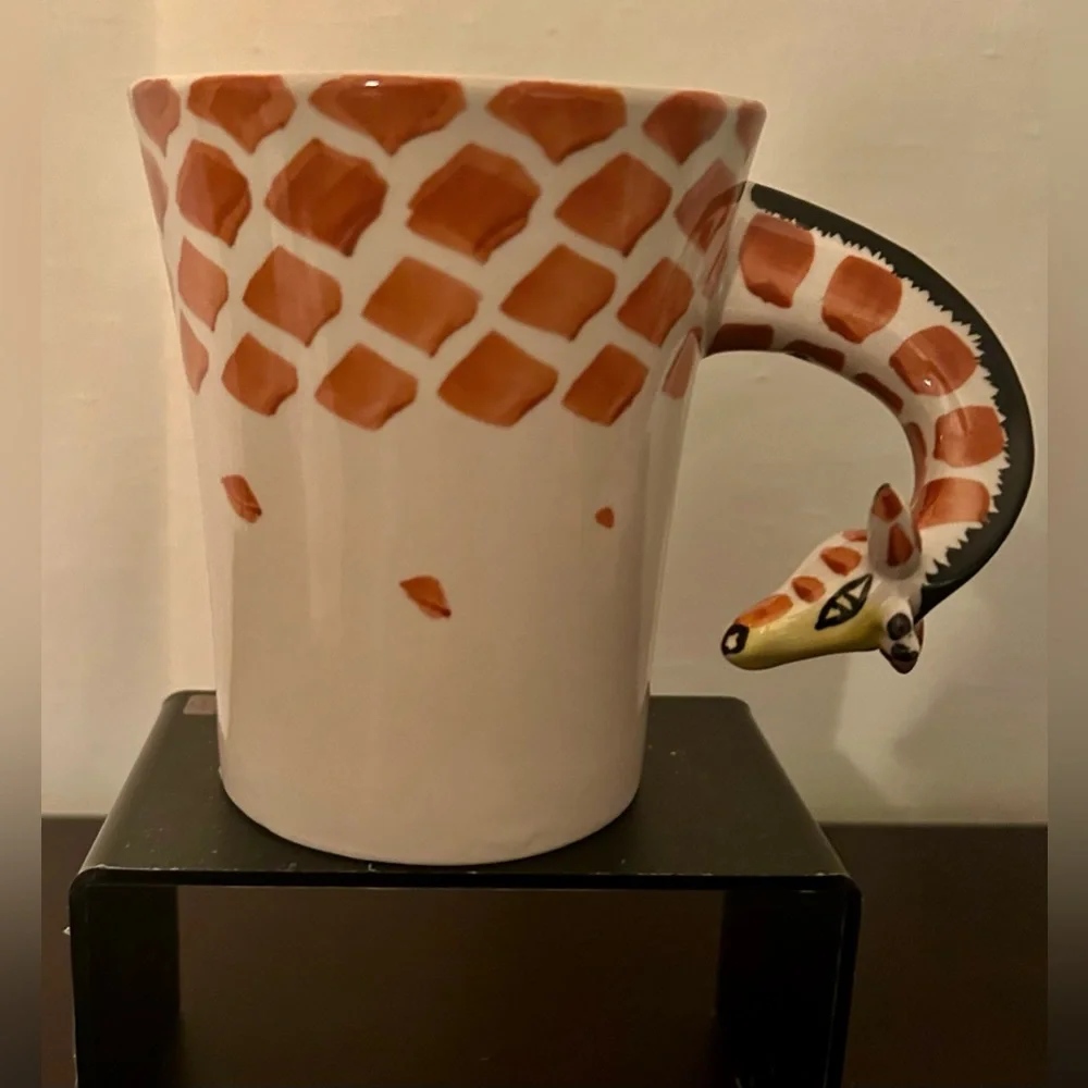 Pier 1 Imports Giraffe 🦒 Mug. 5” tall